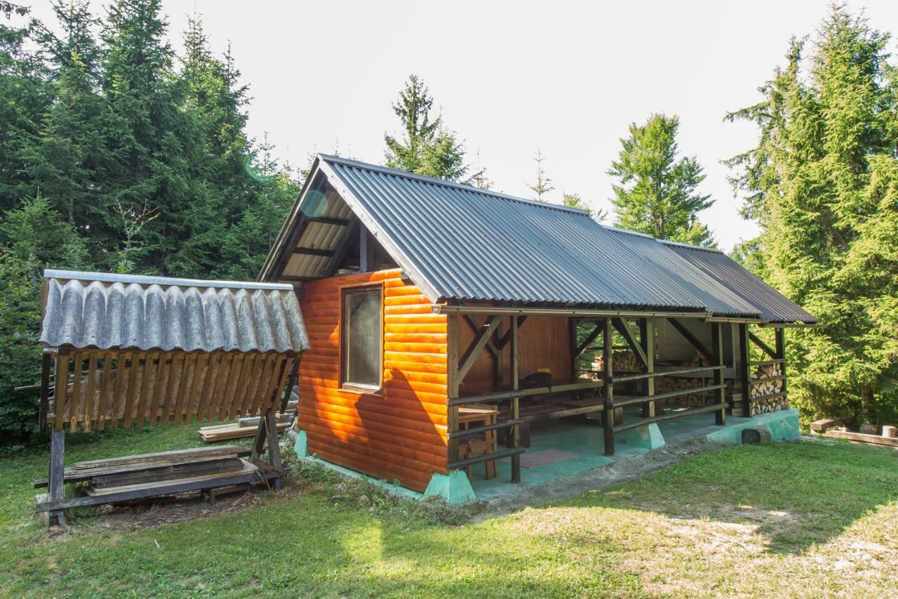 Robinzonski Smjestaj Gak - Medo Villa Cabar Bagian luar foto